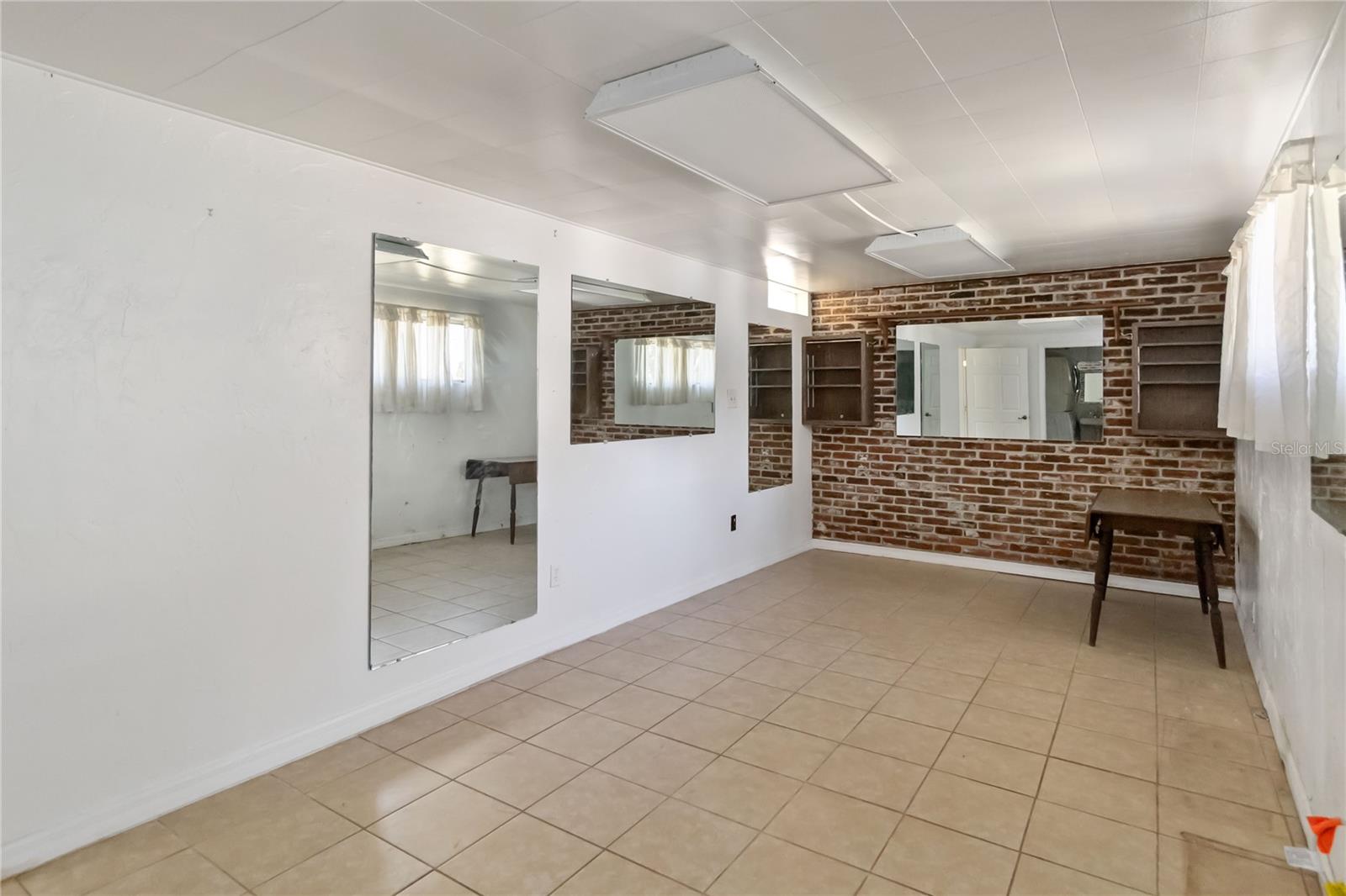 Image 28 of 37 For 3503 Crystal Lake Drive