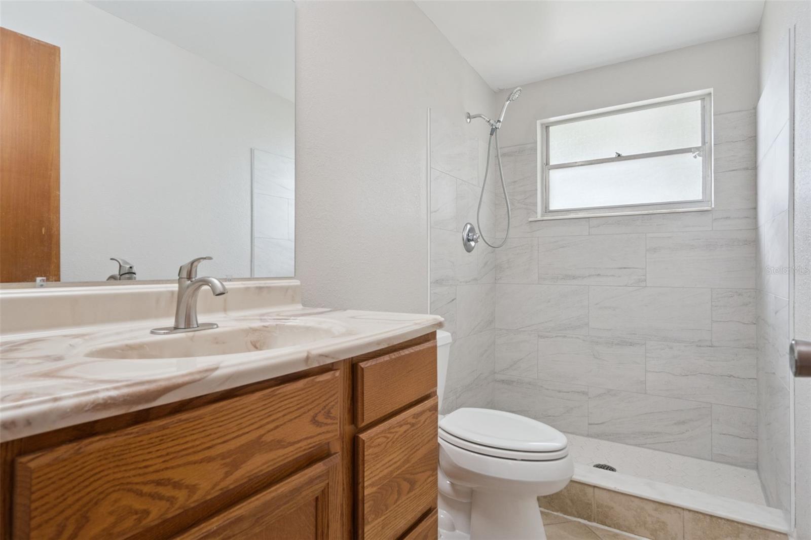 Image 14 of 20 For 106 Lantern Lane