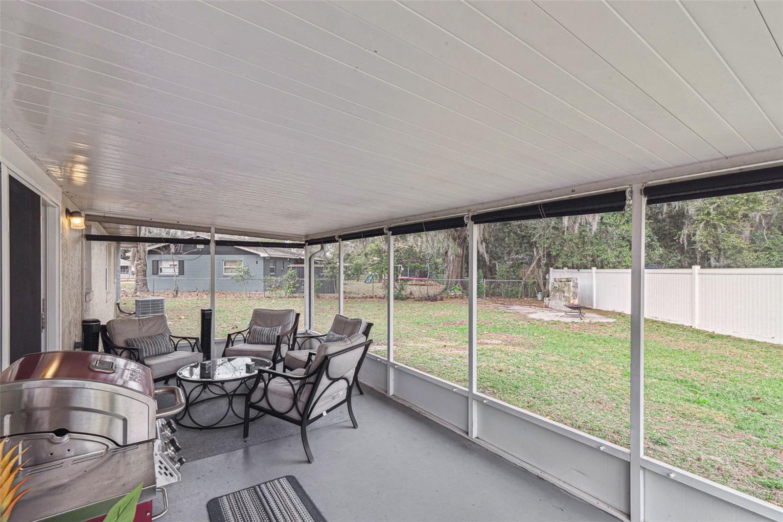 Image 14 of 23 For 10661 50th Avenue