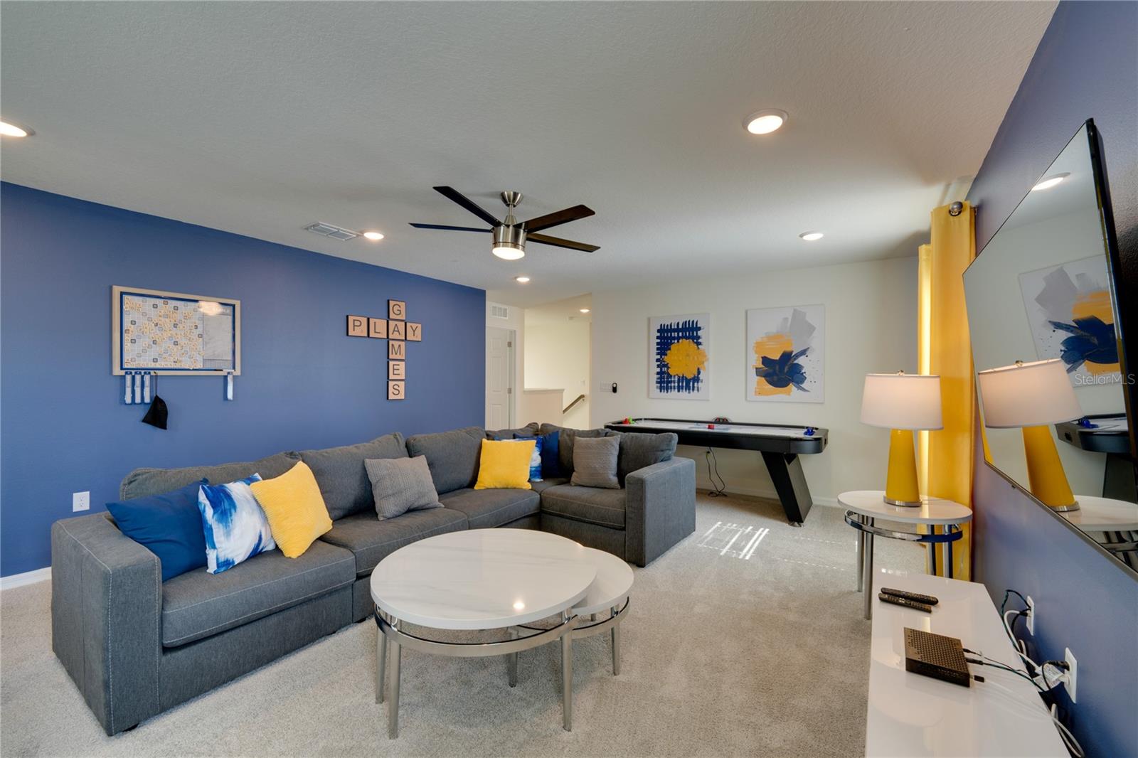 Image 4 of 57 For 8943 Coconut Breeze Drive