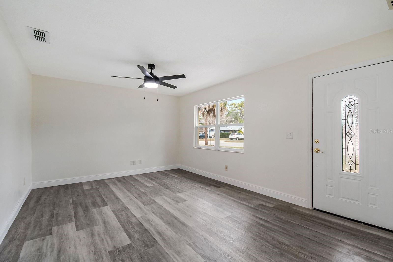 Image 2 of 18 For 3220 Netherwood Drive