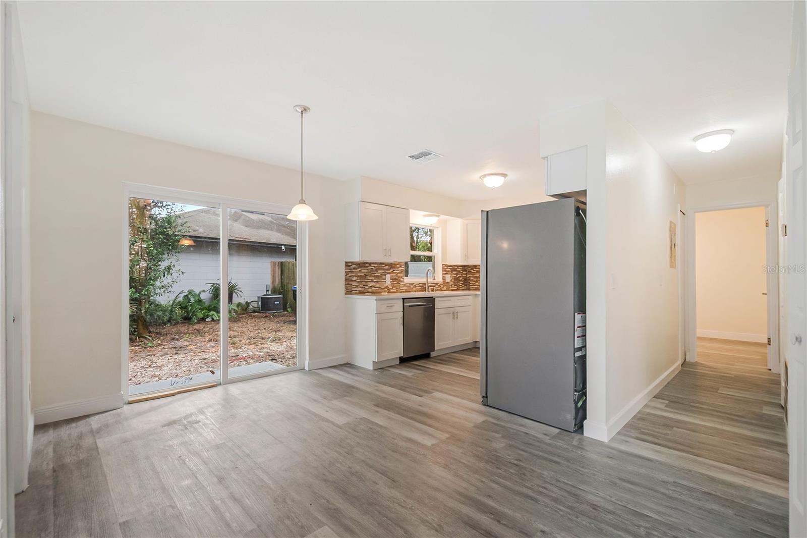 Image 4 of 18 For 3220 Netherwood Drive