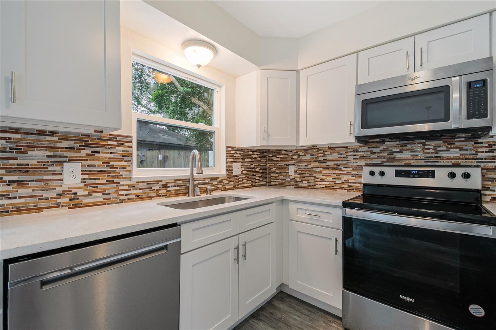 Image 7 of 18 For 3220 Netherwood Drive