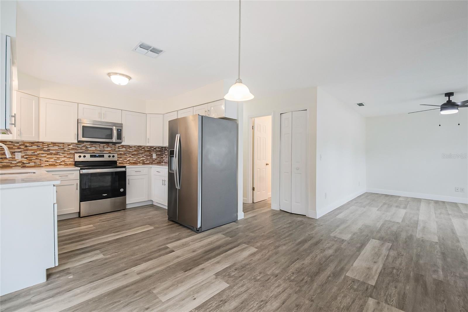 Image 9 of 18 For 3220 Netherwood Drive