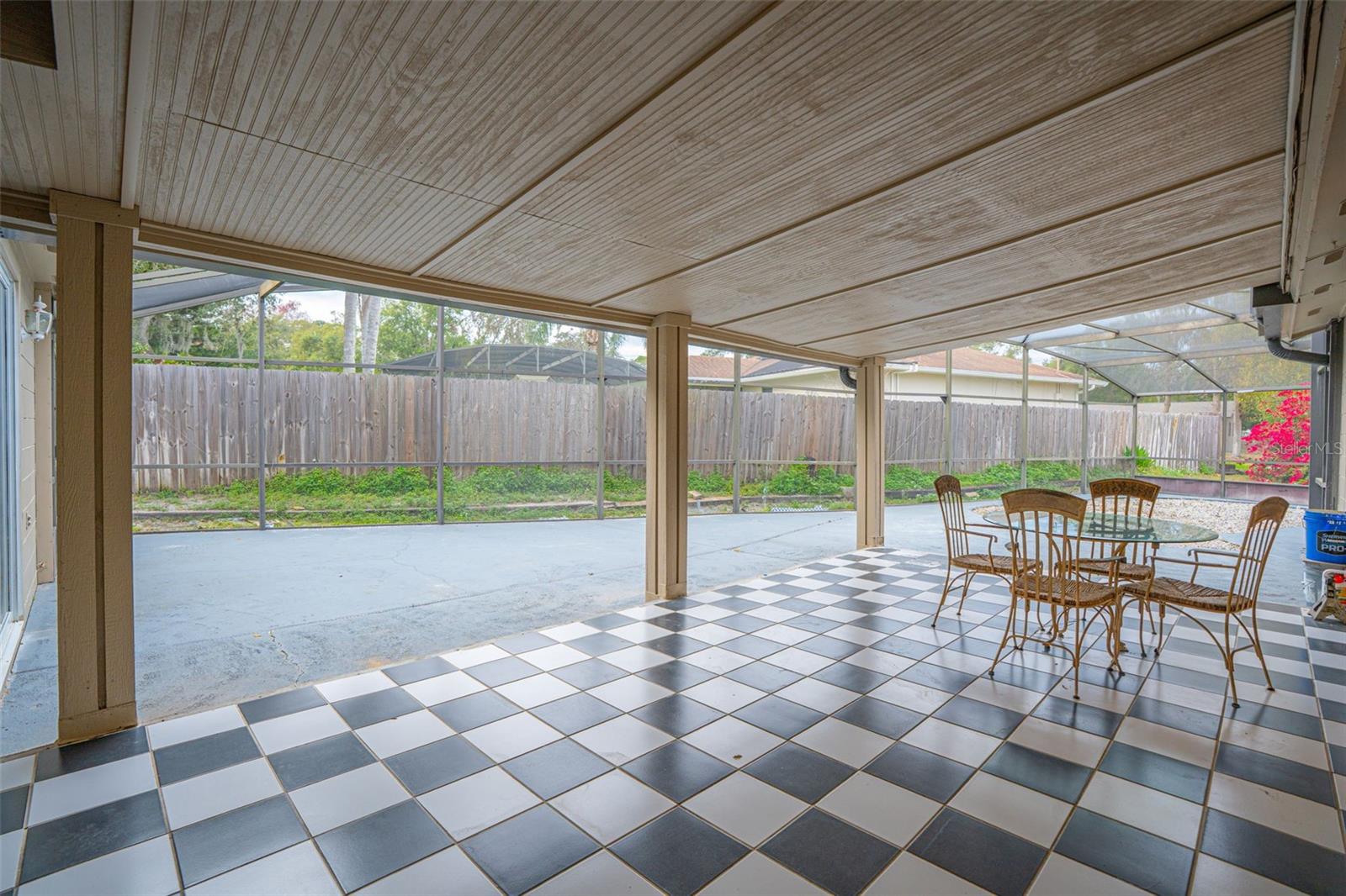 Image 17 of 20 For 52 Alicante Road