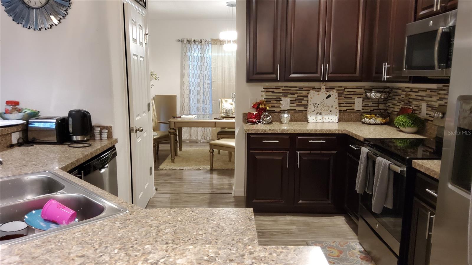 Image 8 of 14 For 355 Granada Boulevard