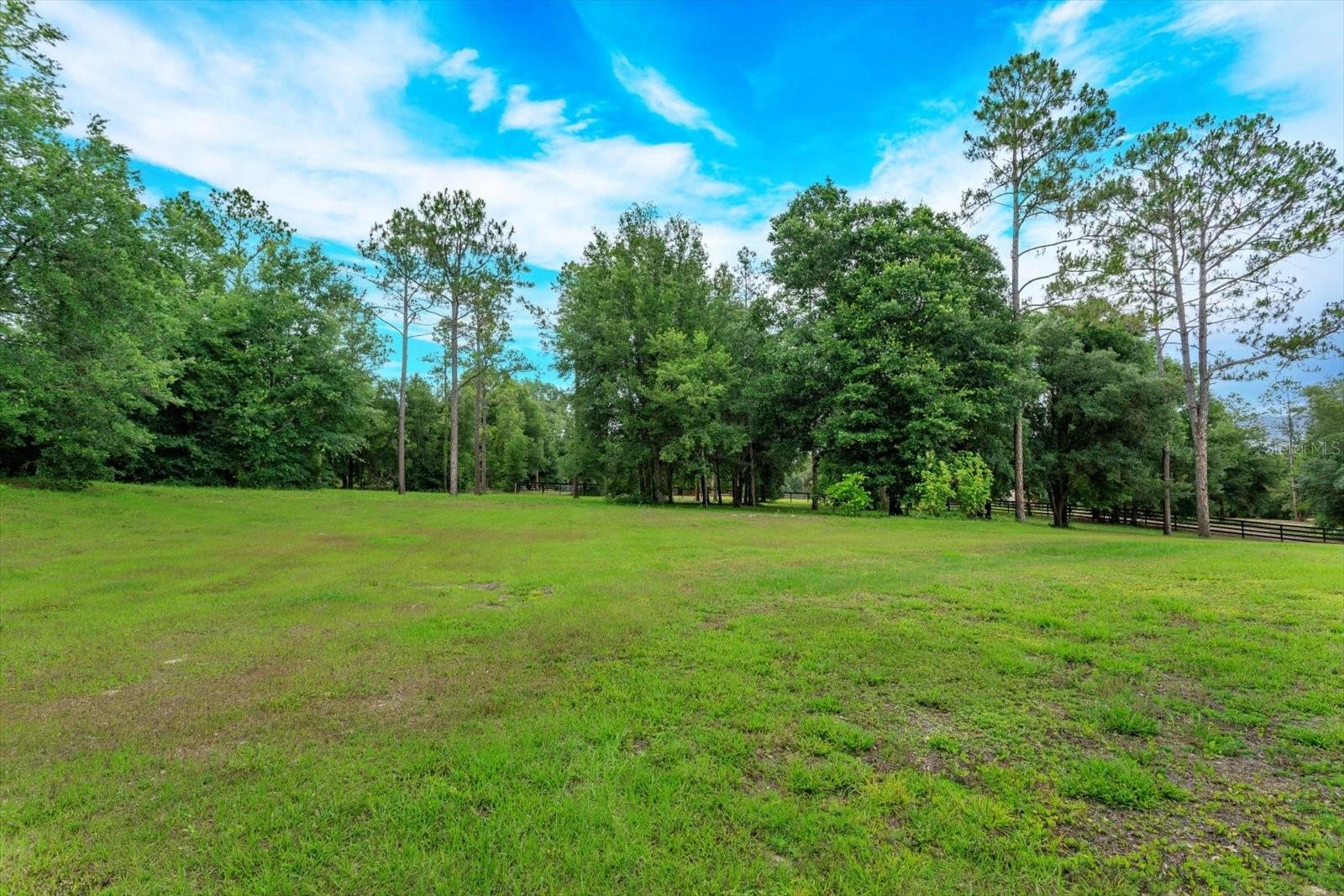 Image 33 of 38 For 35635 High Pines Drive