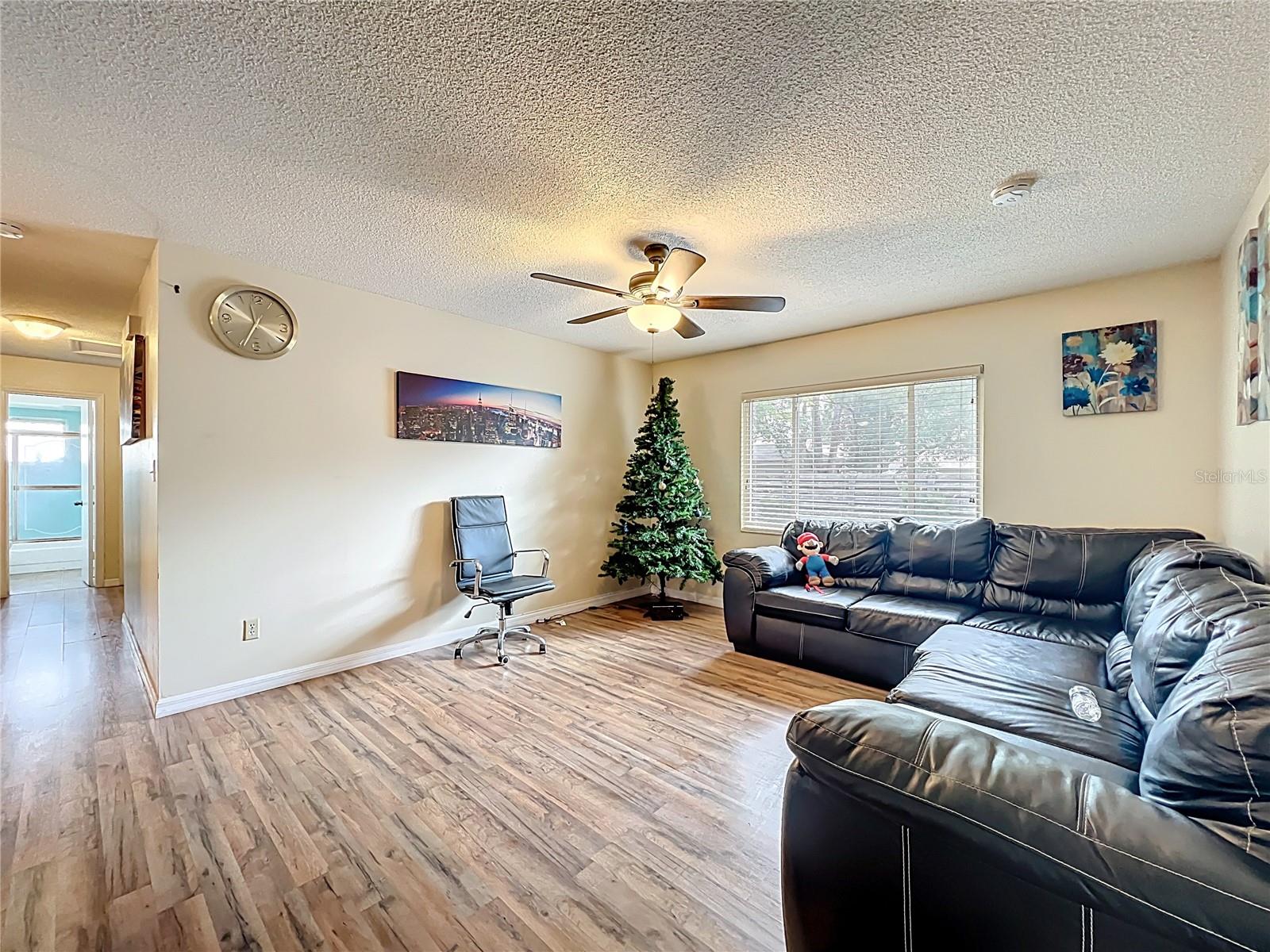 Image 14 of 46 For 2512 Eastbrook Boulevard