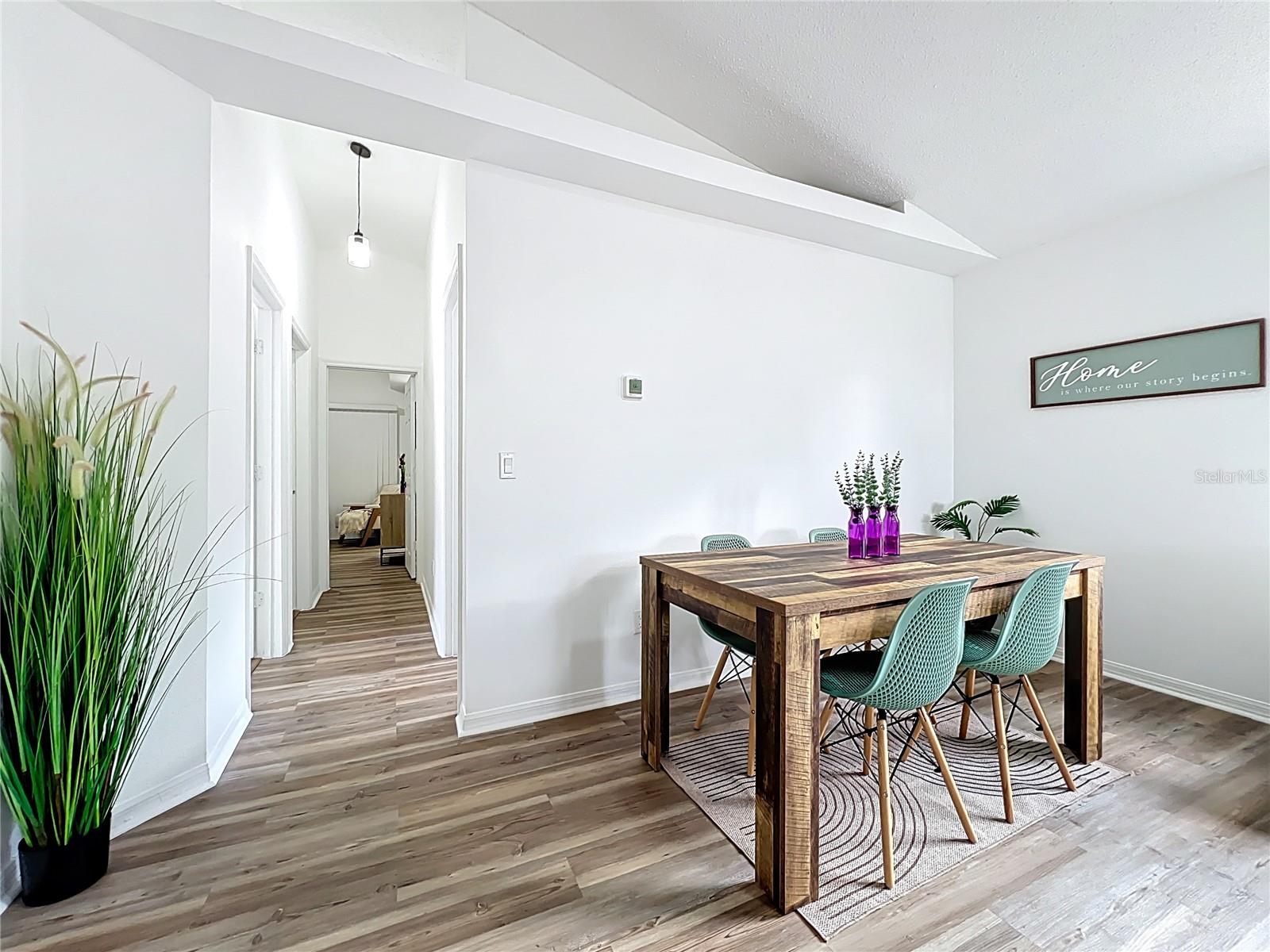 Image 18 of 51 For 1715 Pointe Ridge Court