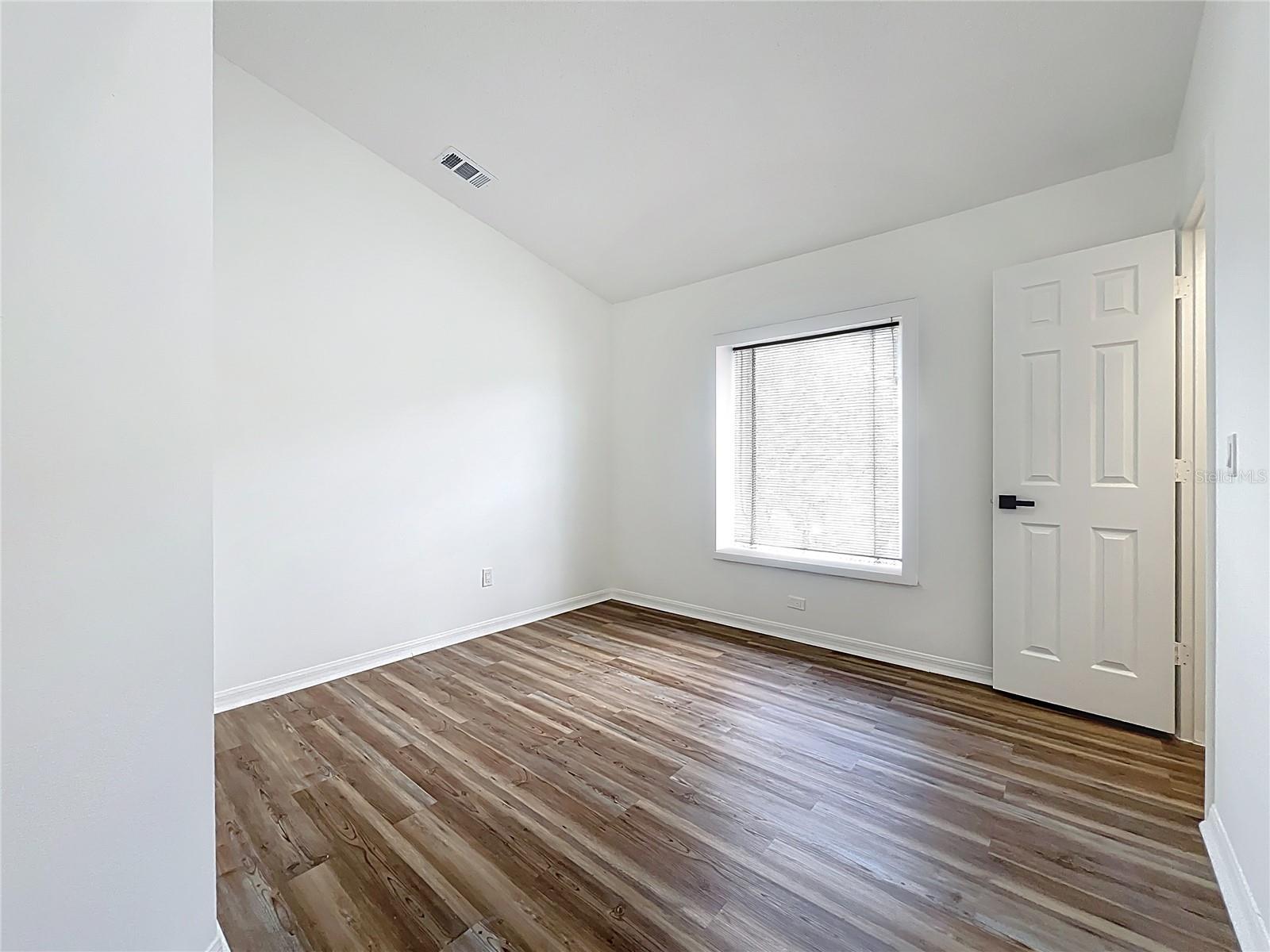 Image 25 of 51 For 1715 Pointe Ridge Court