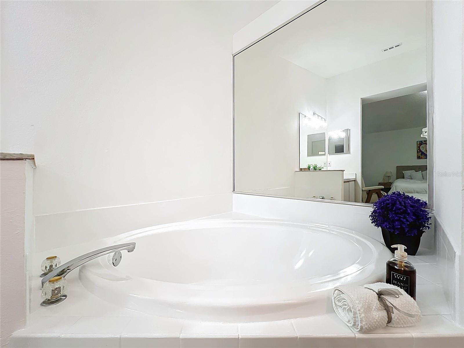 Image 39 of 51 For 1715 Pointe Ridge Court