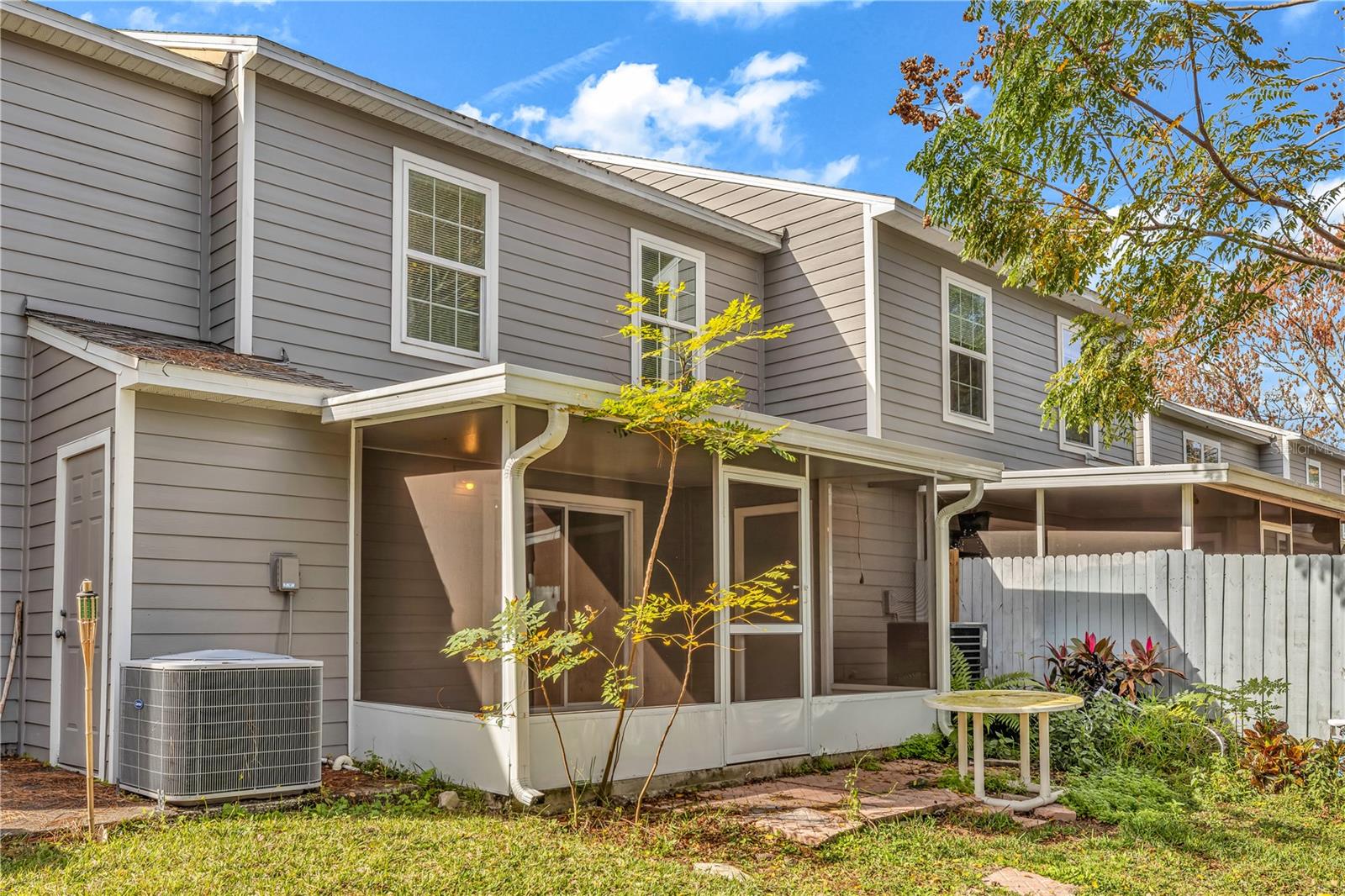 Image 15 of 18 For 4431 Brook Hollow Circle