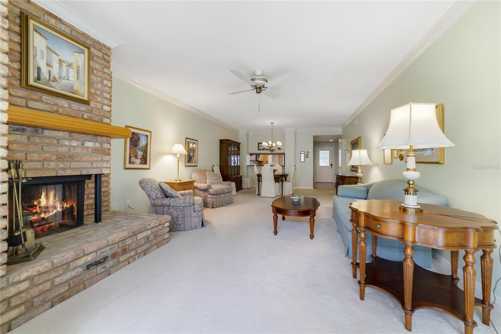 Image 10 of 30 For 1055 Kensington Park Drive 812