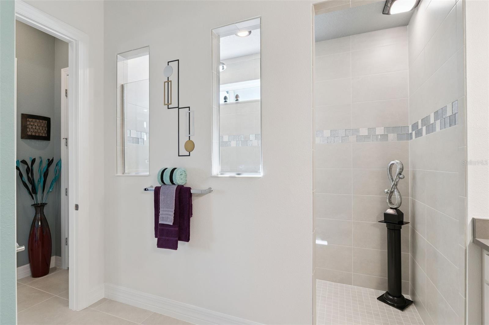 Image 36 of 53 For 1596 Evening Summit Circle