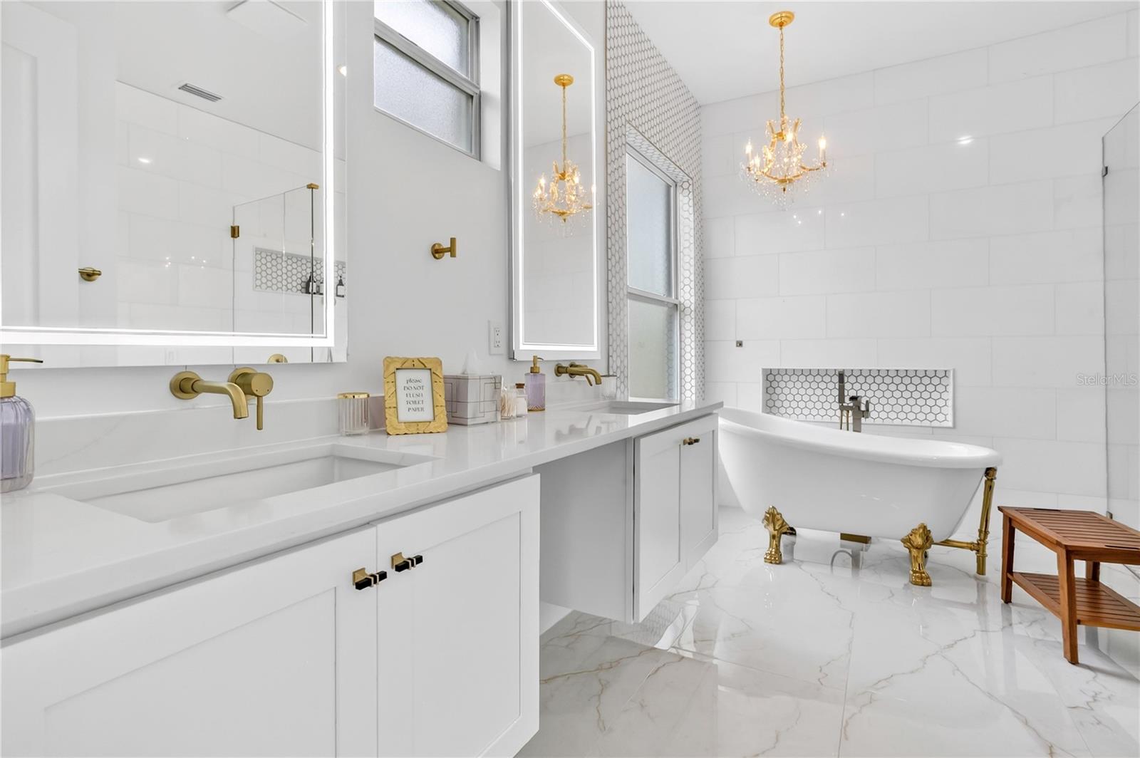 Image 10 of 32 For 18965 Sheldon Street