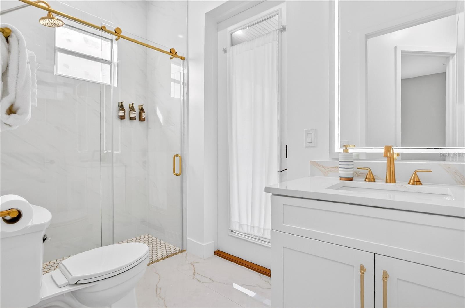 Image 16 of 32 For 18965 Sheldon Street