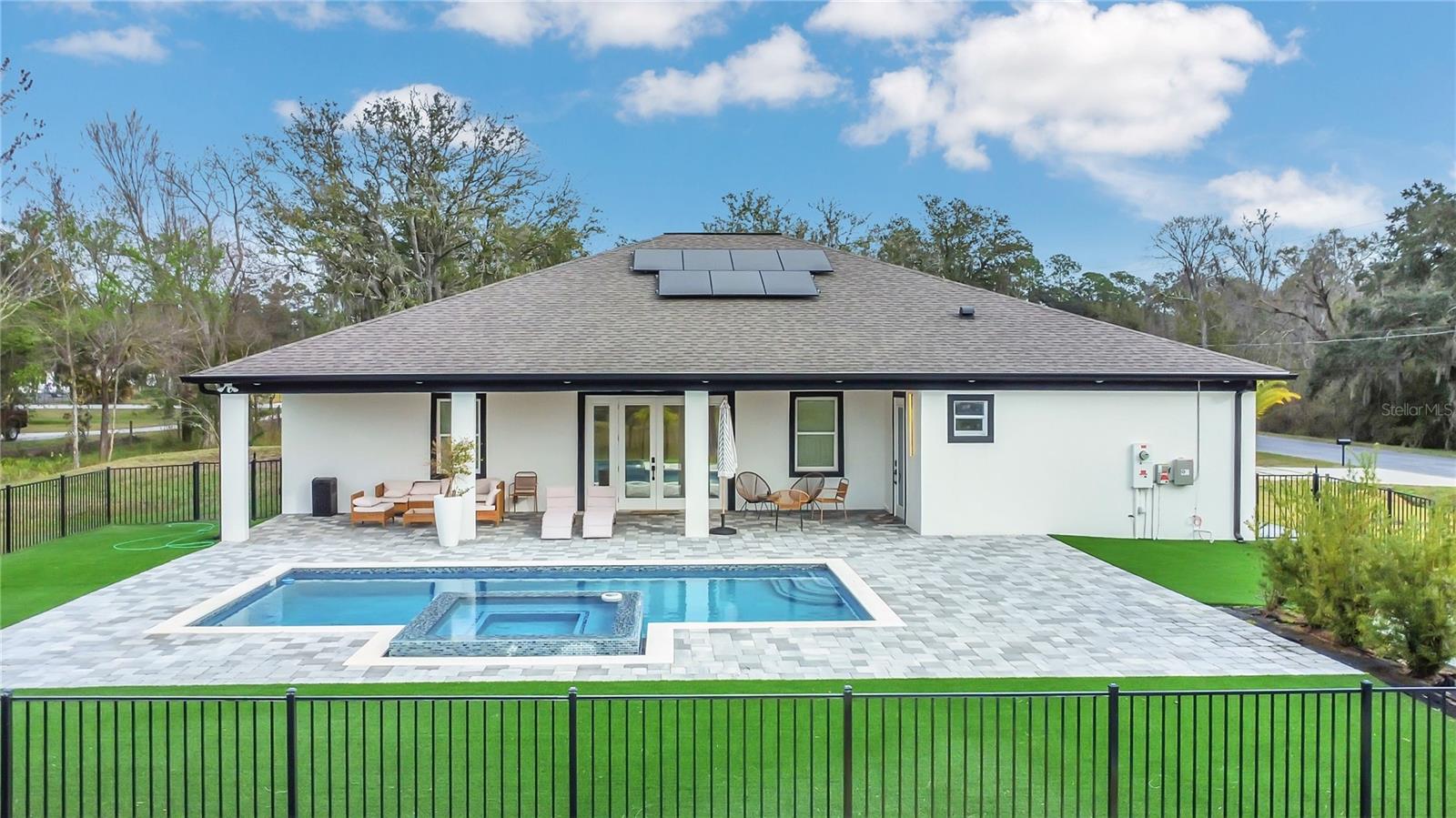 Image 25 of 32 For 18965 Sheldon Street