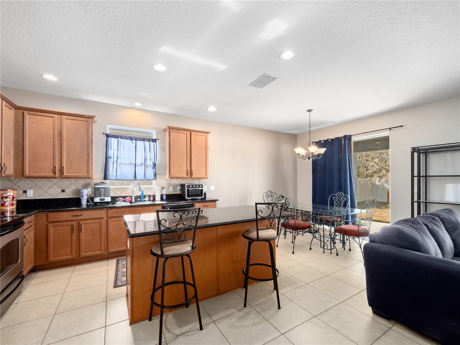 Image 4 of 20 For 3706 Mystic Place