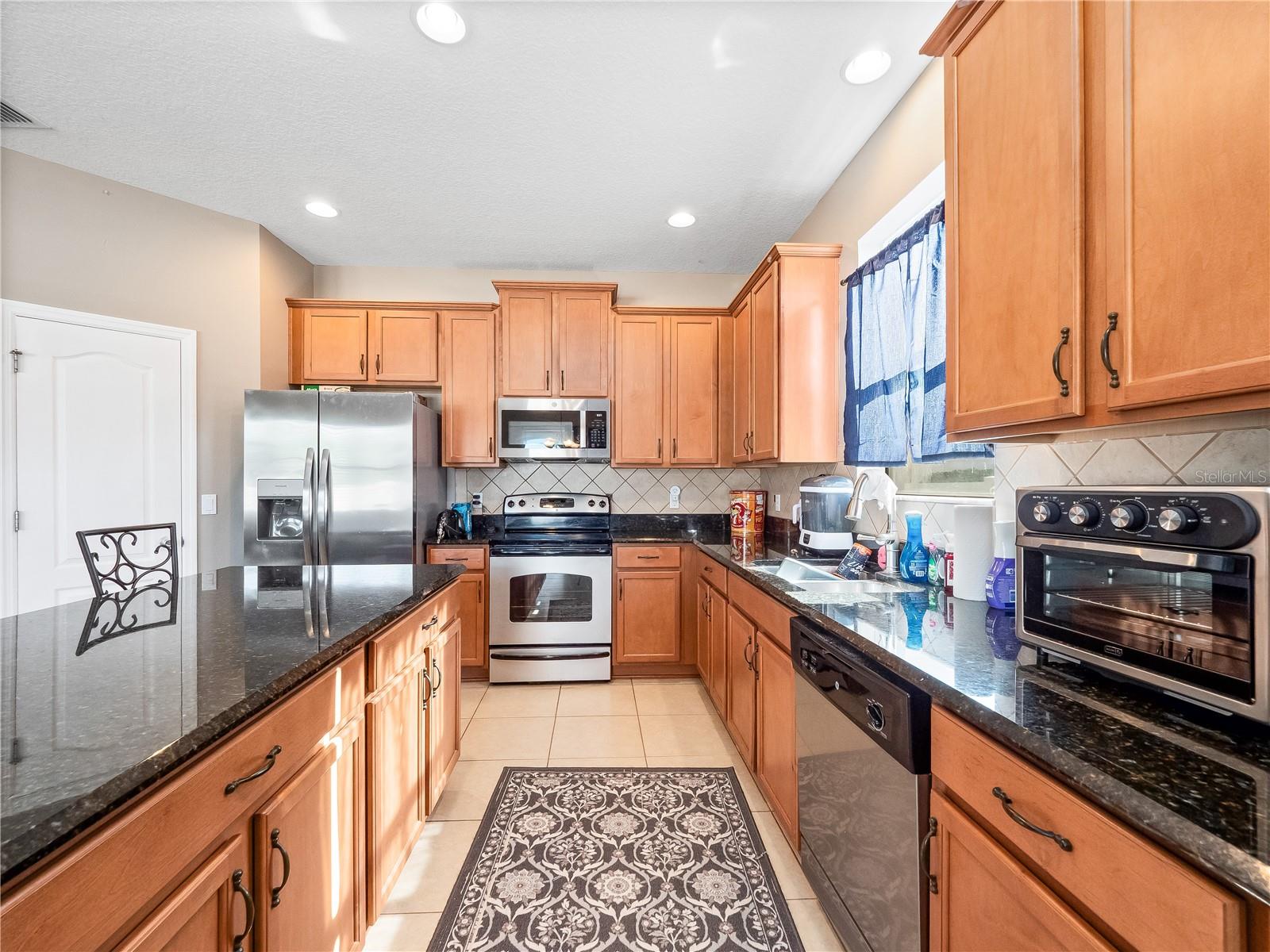 Image 7 of 20 For 3706 Mystic Place