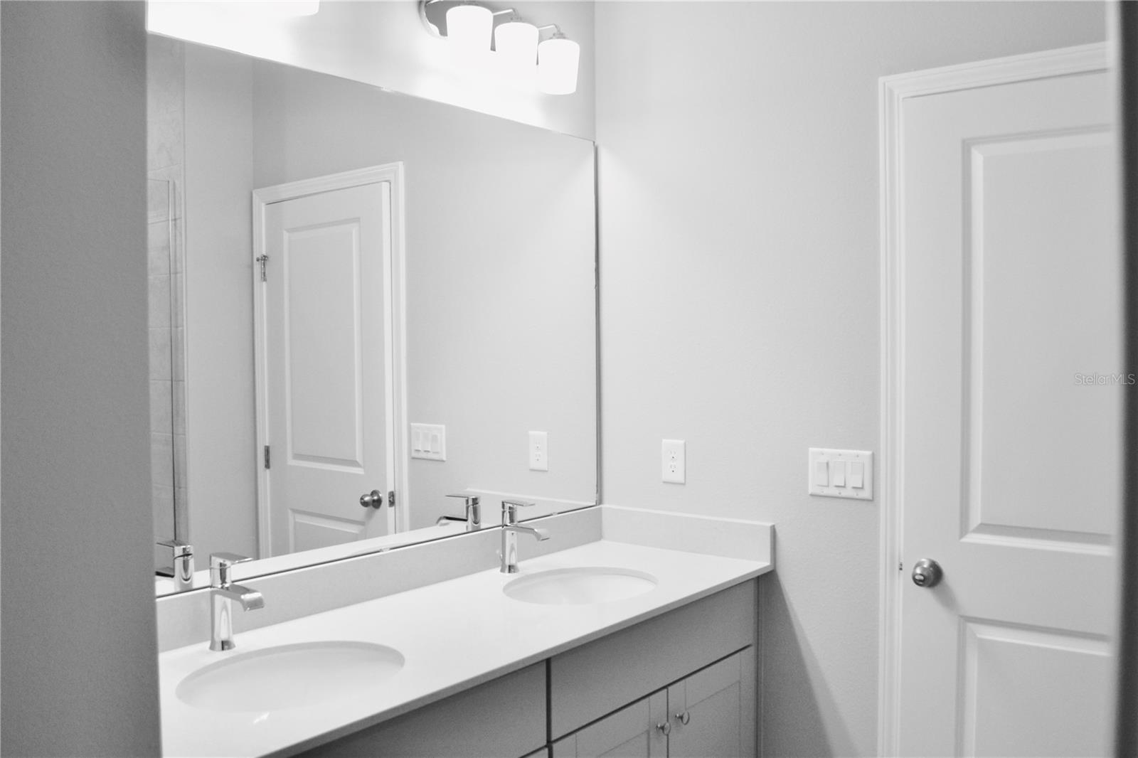 Image 24 of 26 For 16430 Tangerine Mesa Drive