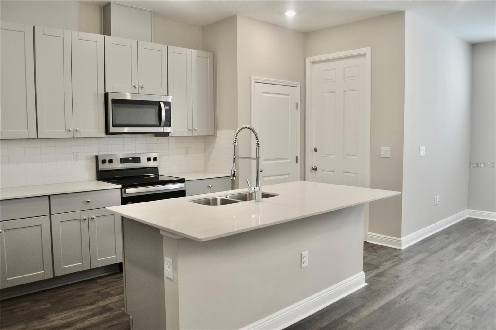 Image 8 of 26 For 16430 Tangerine Mesa Drive