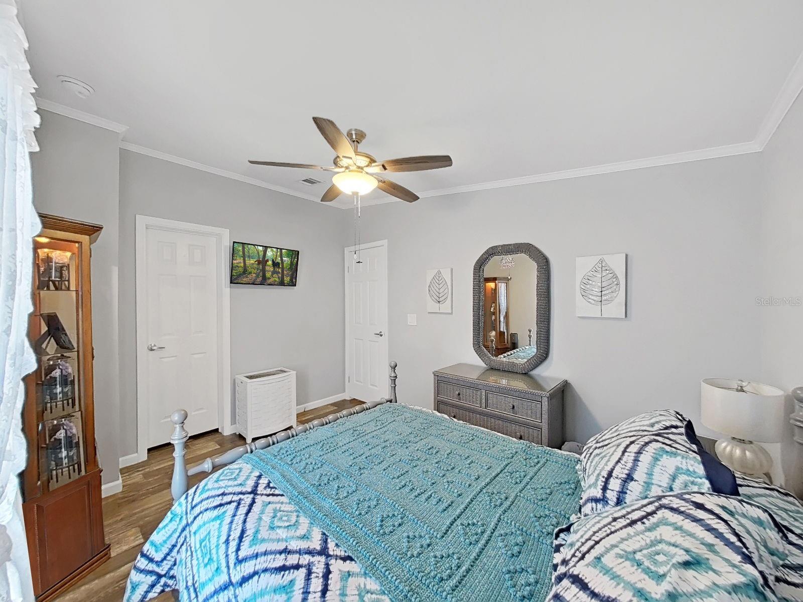 Image 10 of 38 For 7381 Western Circle