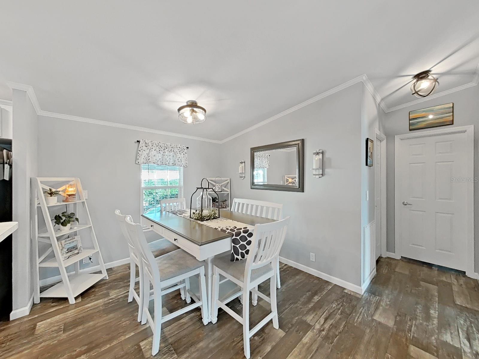 Image 31 of 38 For 7381 Western Circle