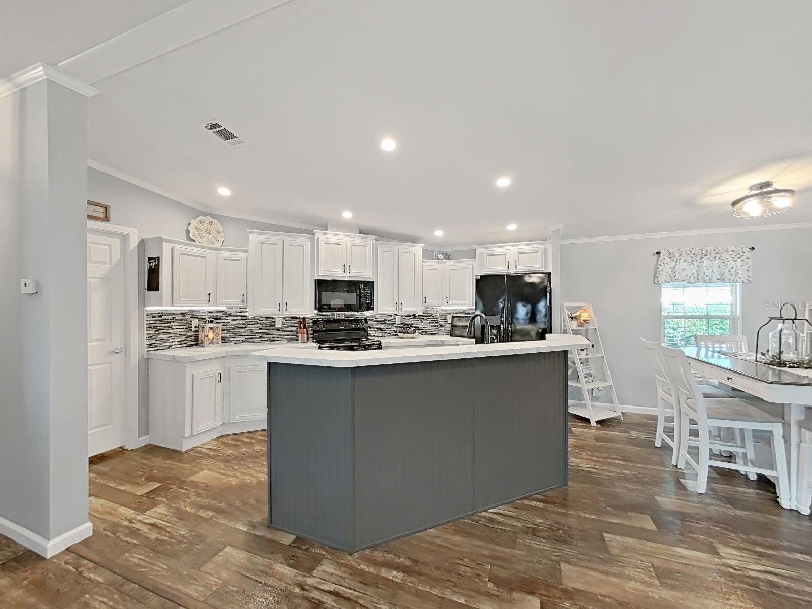 Image 37 of 38 For 7381 Western Circle