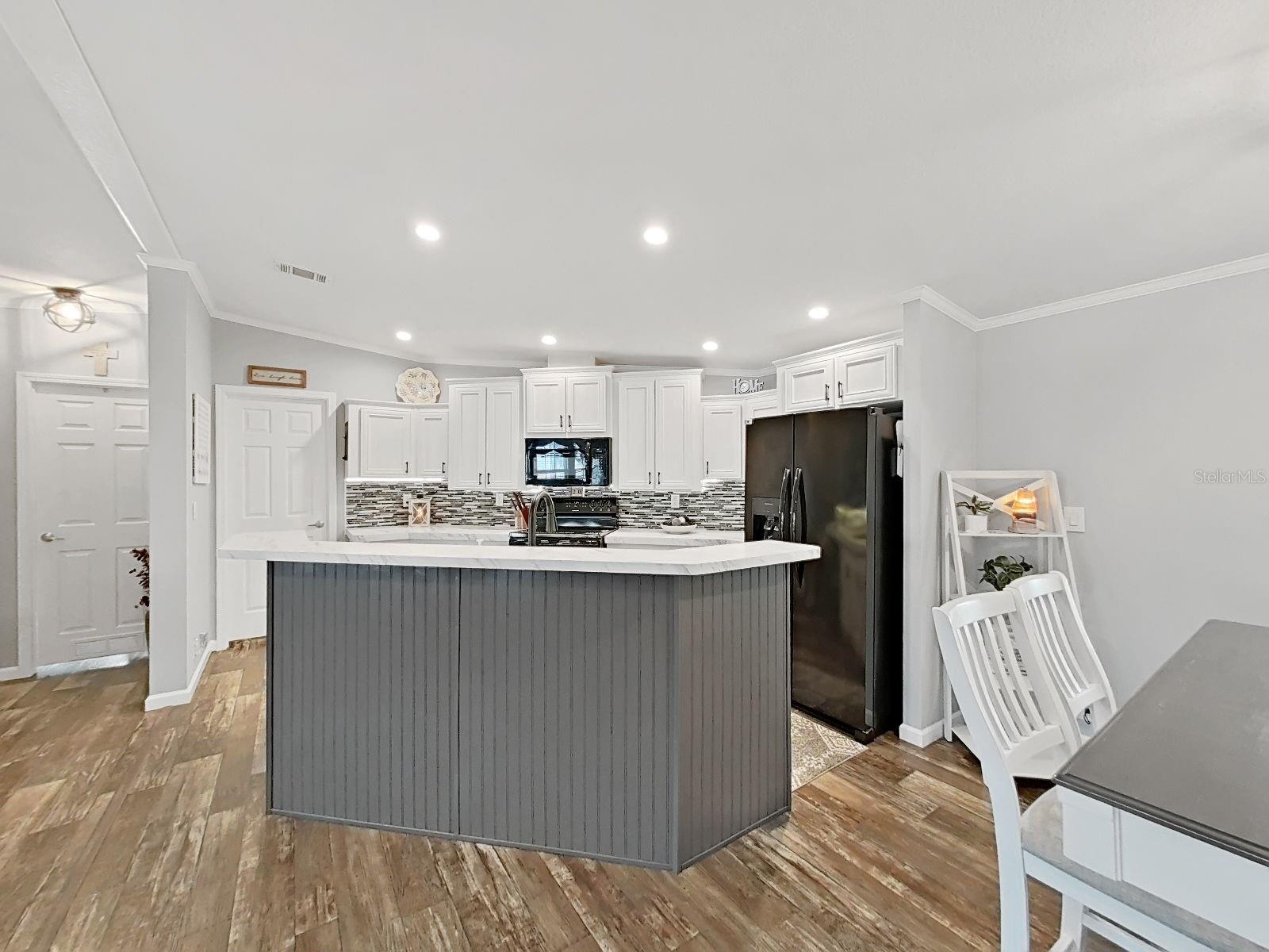 Image 38 of 38 For 7381 Western Circle