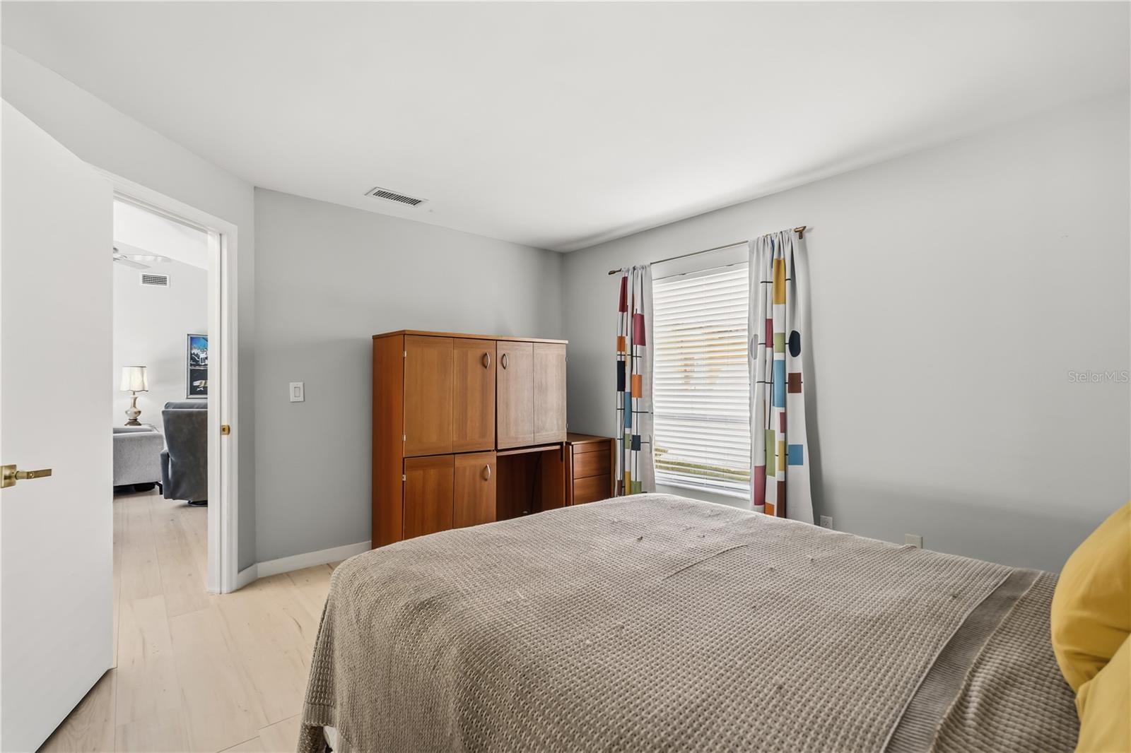 Image 25 of 37 For 4938 Samoa Circle 6