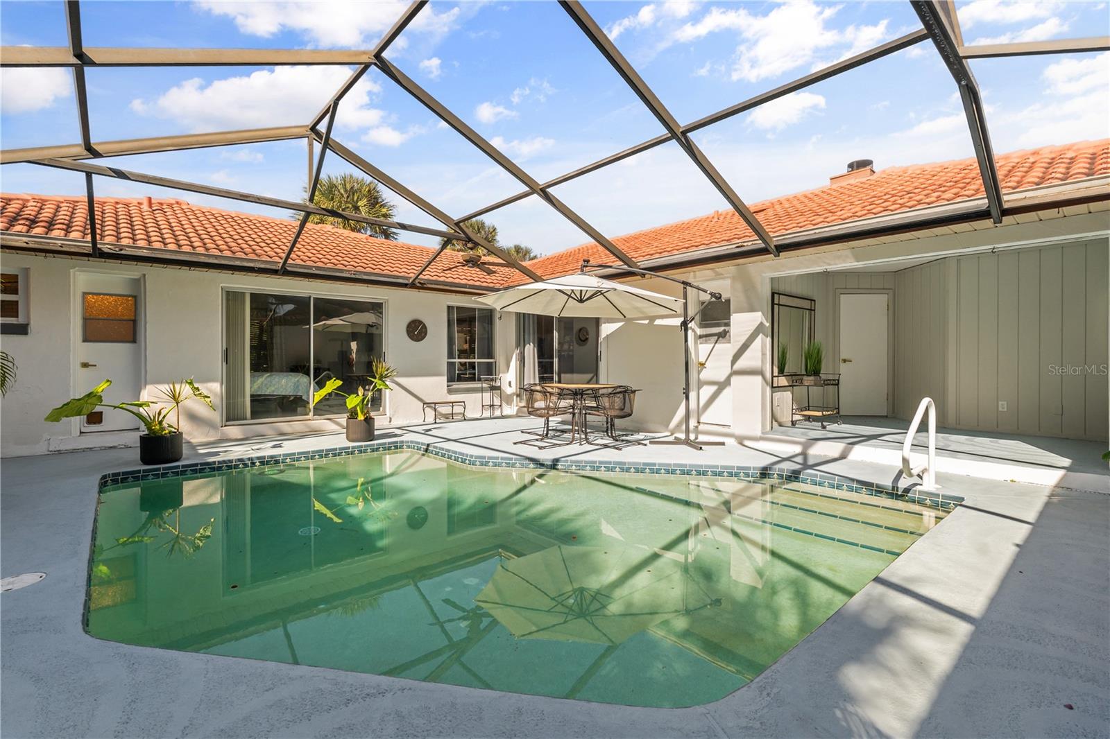 Image 37 of 37 For 4938 Samoa Circle 6