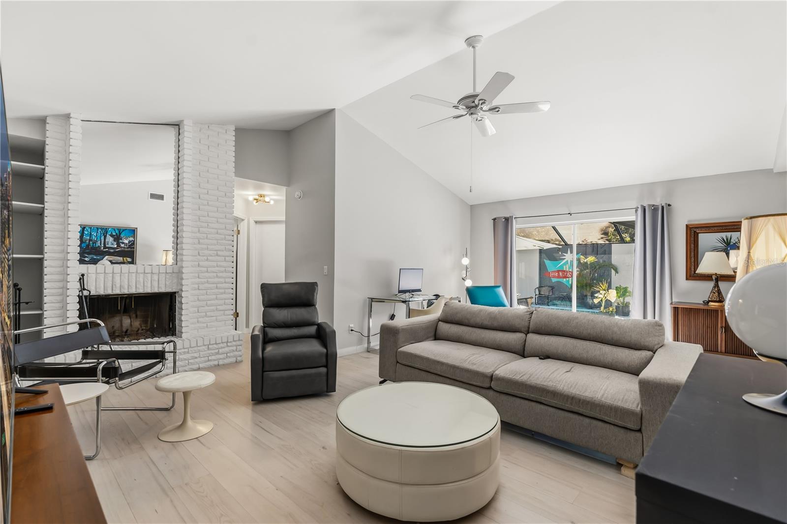 Image 8 of 37 For 4938 Samoa Circle 6