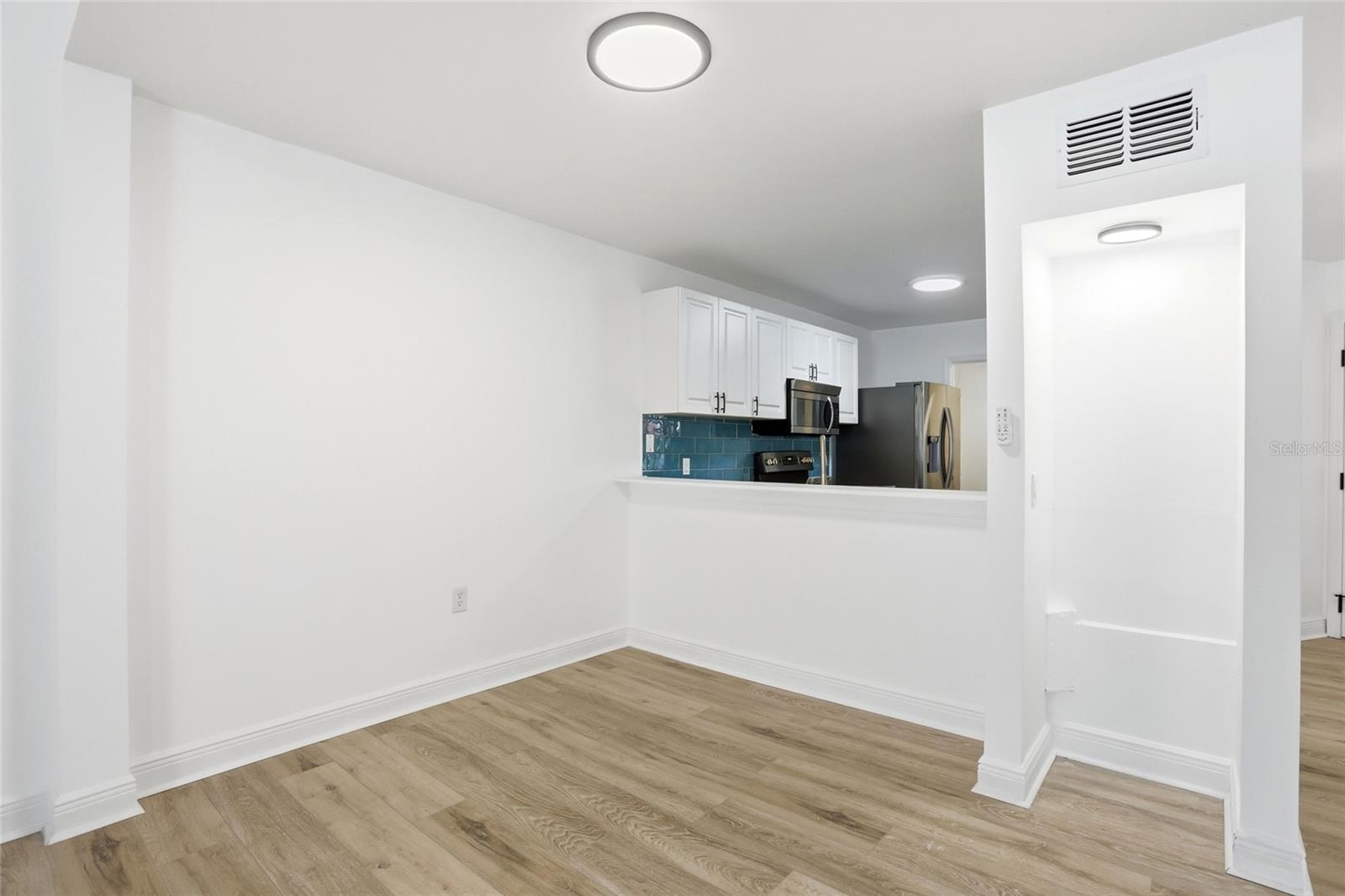 Image 15 of 43 For 5059 Ernst Court 12