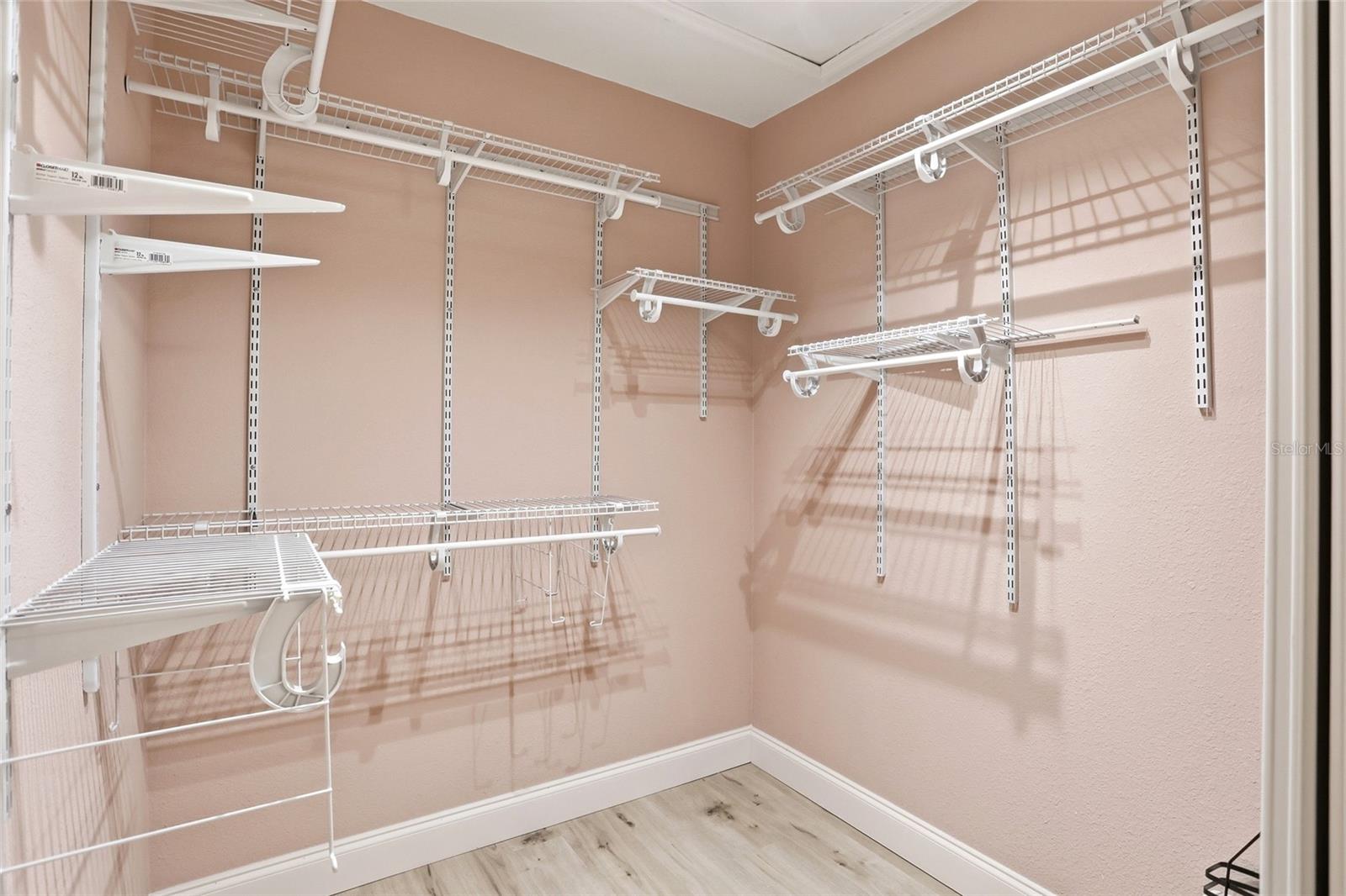 Image 23 of 43 For 5059 Ernst Court 12