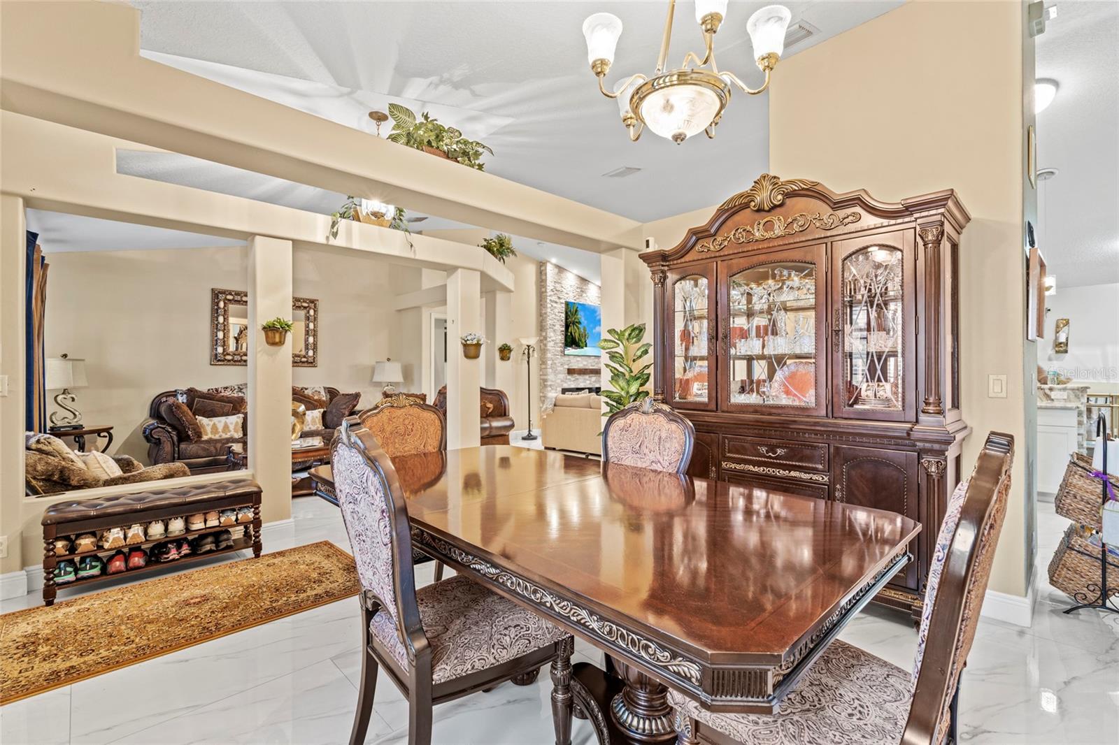 Image 10 of 46 For 4239 Callicoe Street