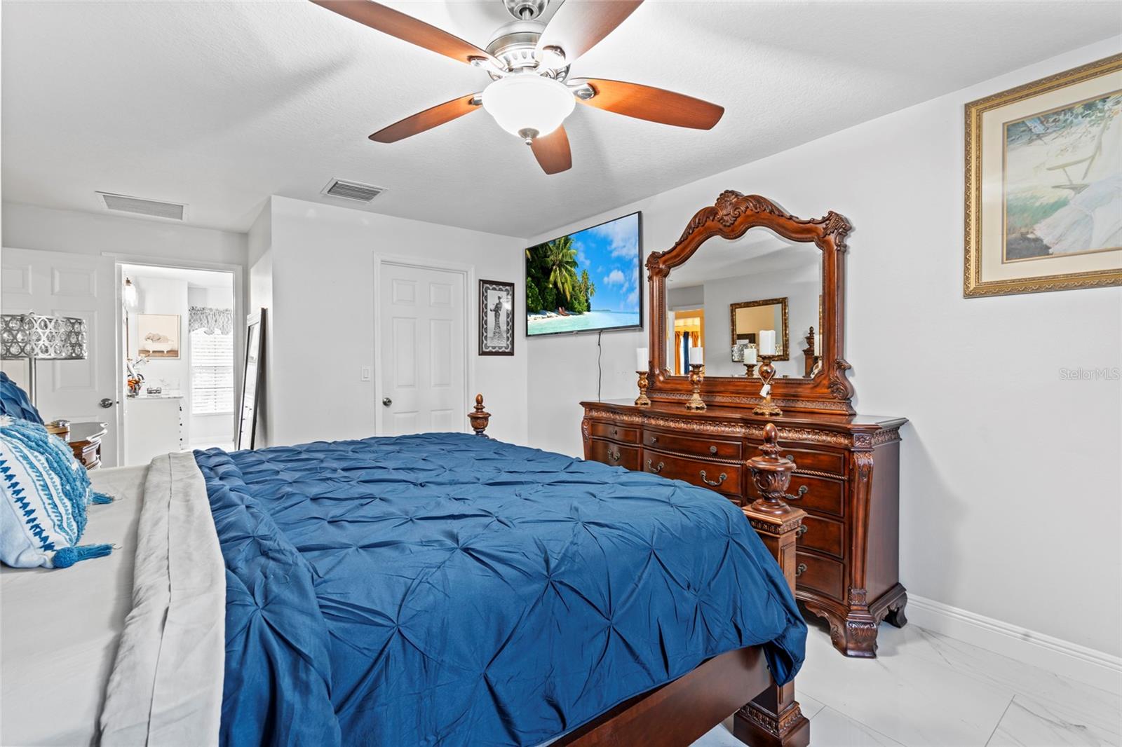 Image 24 of 46 For 4239 Callicoe Street