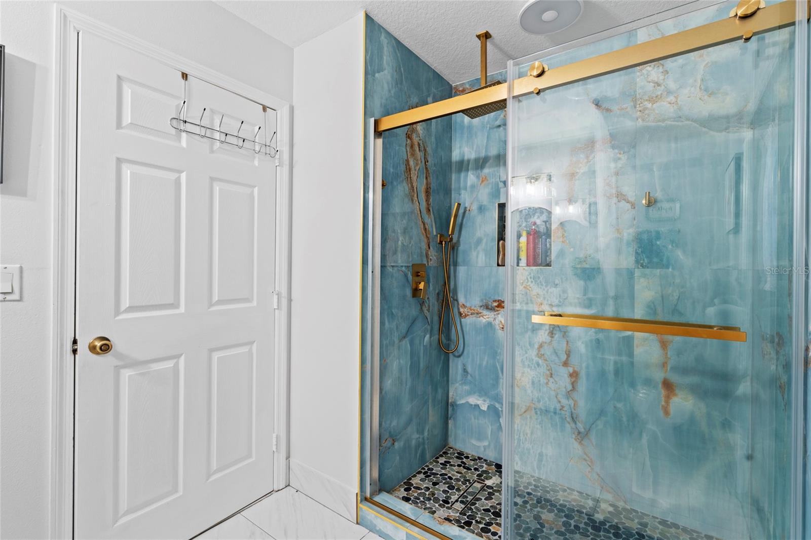 Image 32 of 46 For 4239 Callicoe Street