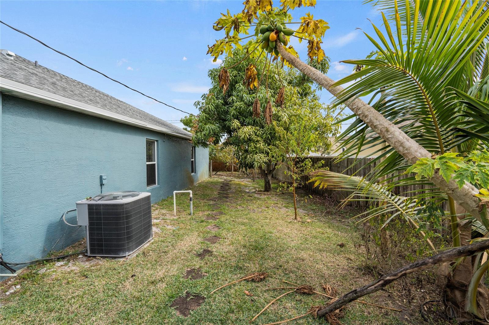 Image 44 of 46 For 4239 Callicoe Street