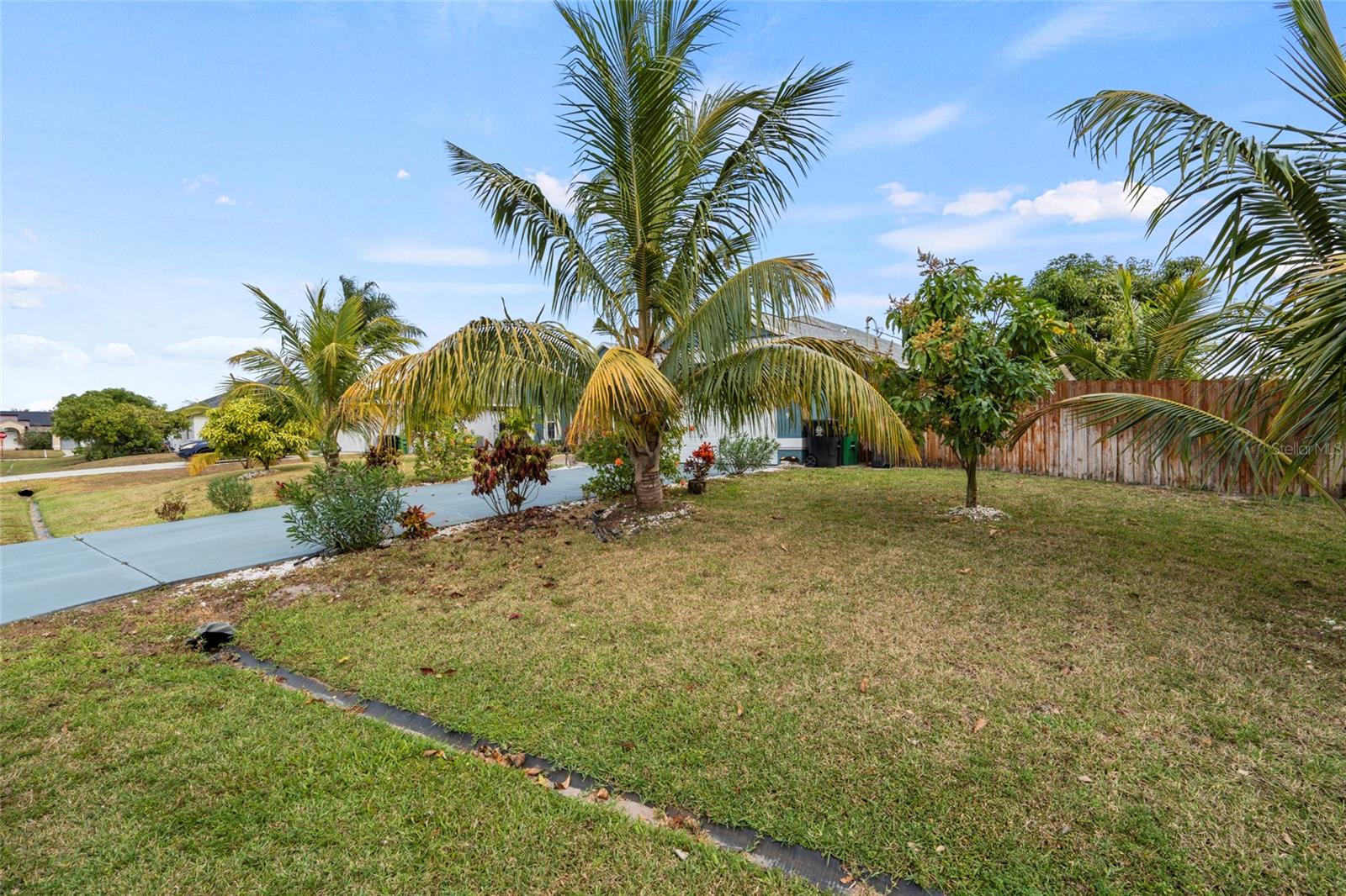 Image 5 of 46 For 4239 Callicoe Street