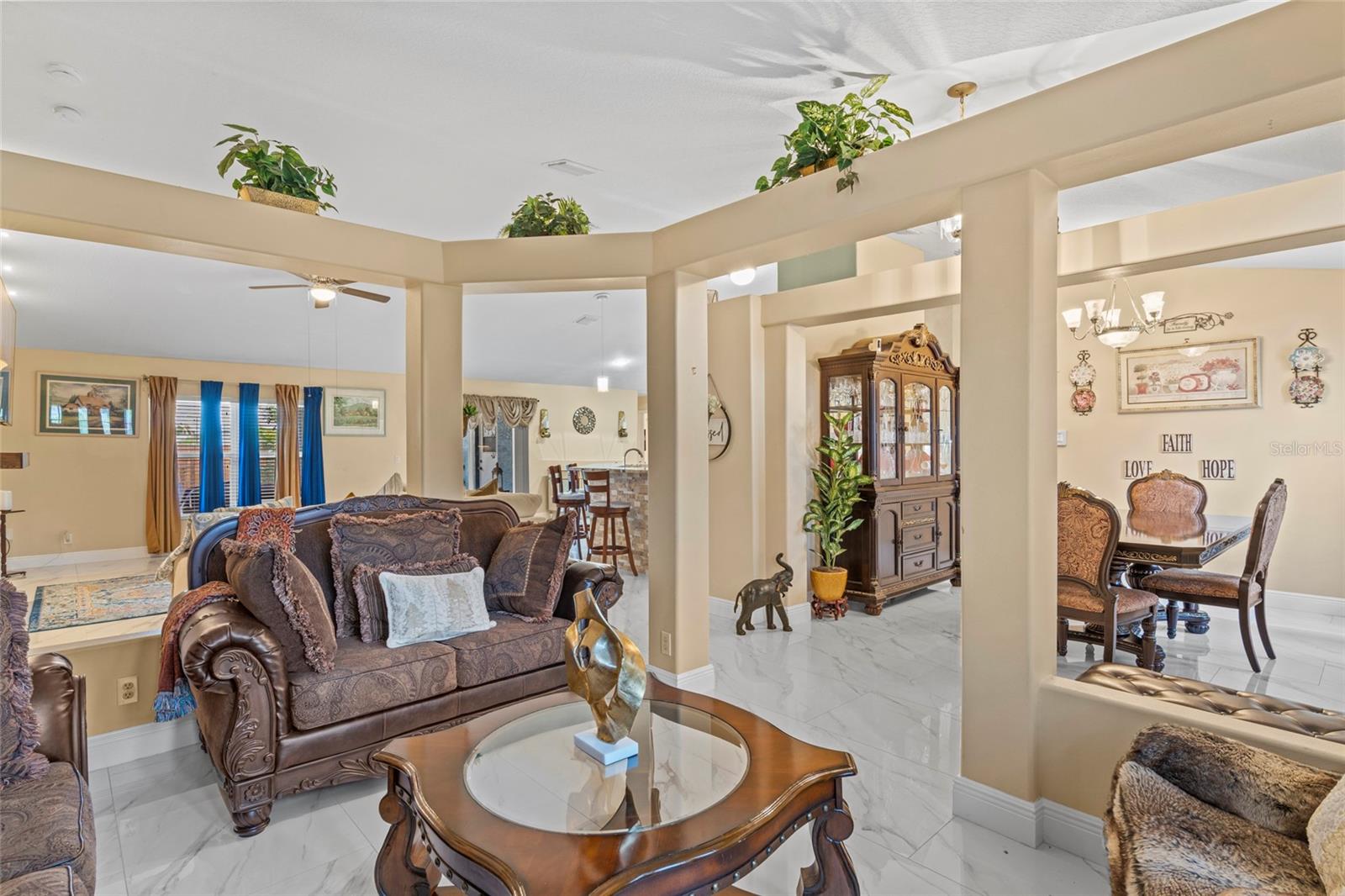 Image 8 of 46 For 4239 Callicoe Street