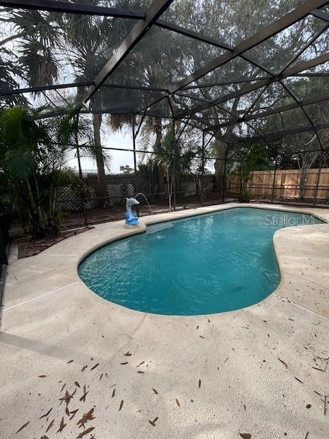 Image 19 of 21 For 718 Holbrook Circle