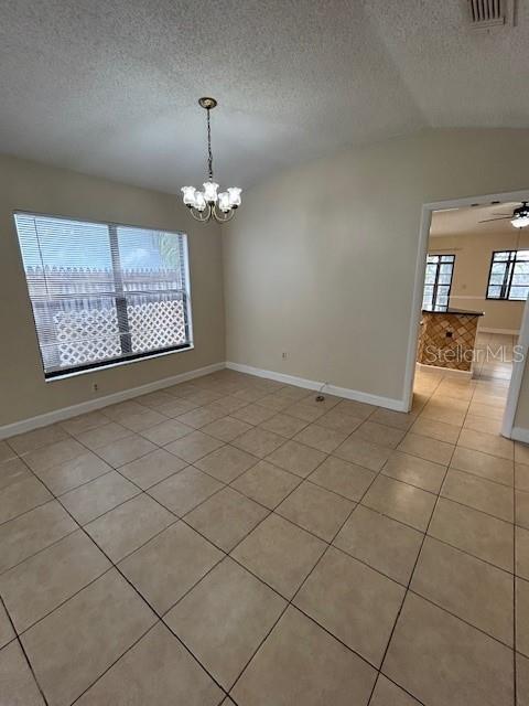 Image 3 of 21 For 718 Holbrook Circle