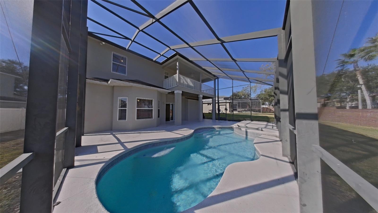 Image 6 of 21 For 902 Henley Circle