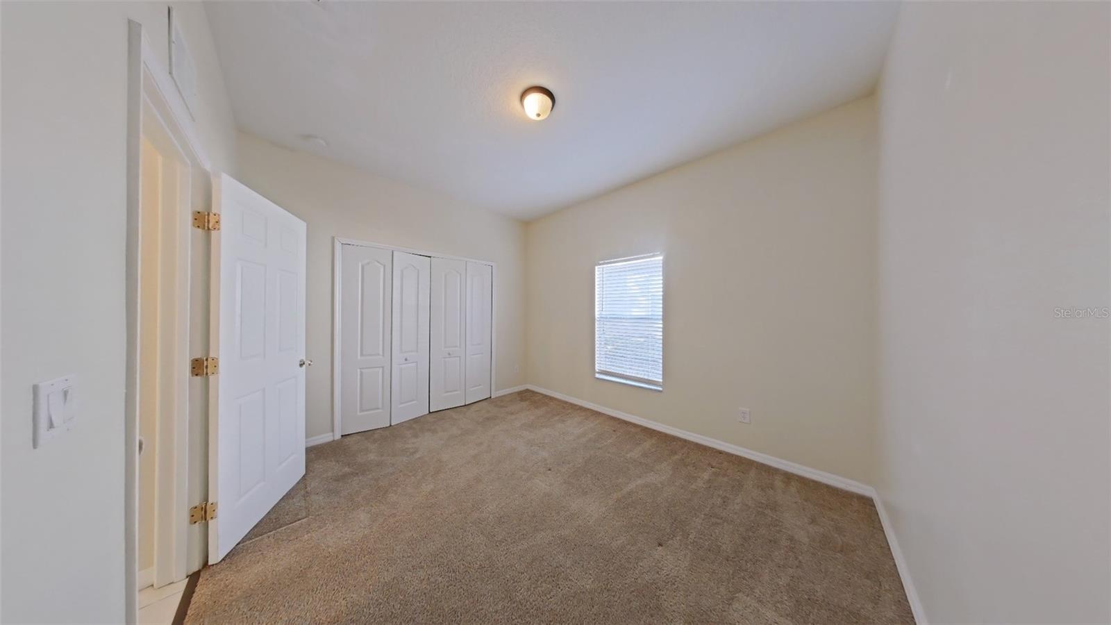 Image 8 of 21 For 902 Henley Circle