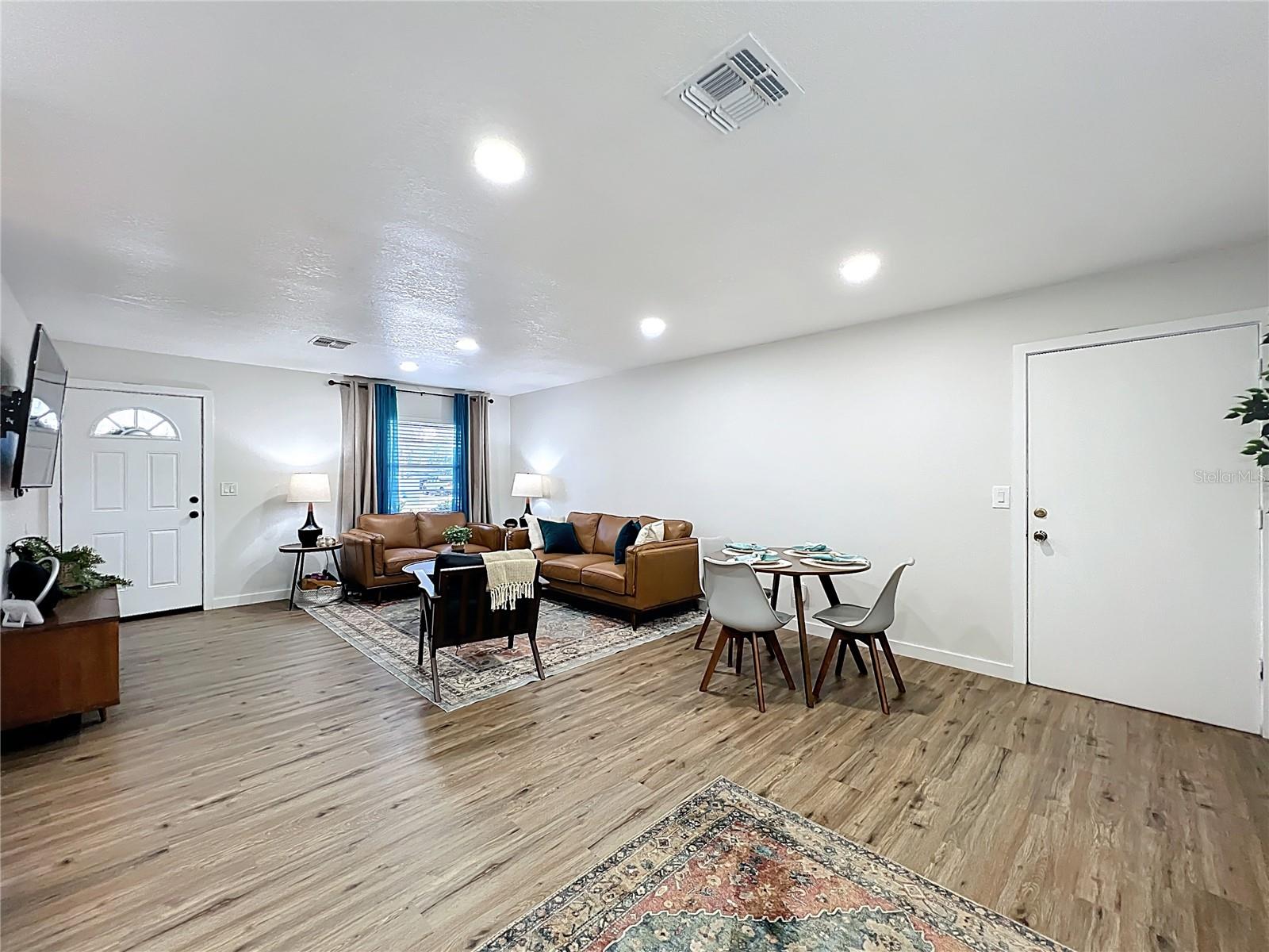 Image 15 of 53 For 1199 Jackson Street