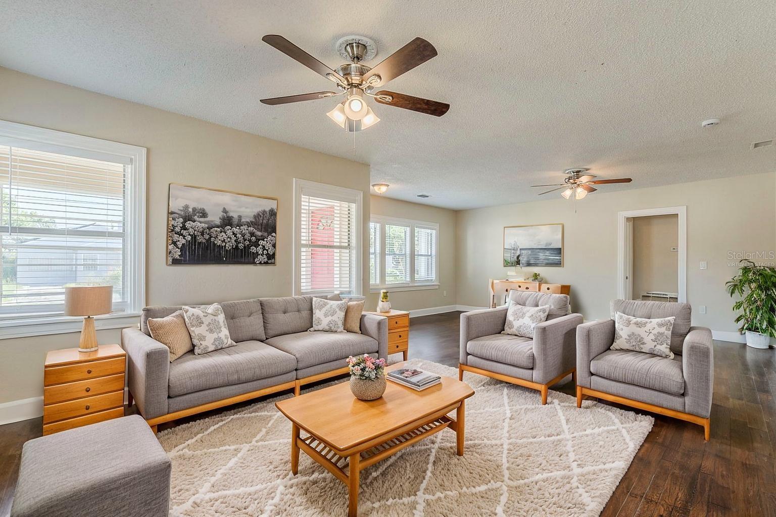 Image 5 of 33 For 1524 13th Avenue S