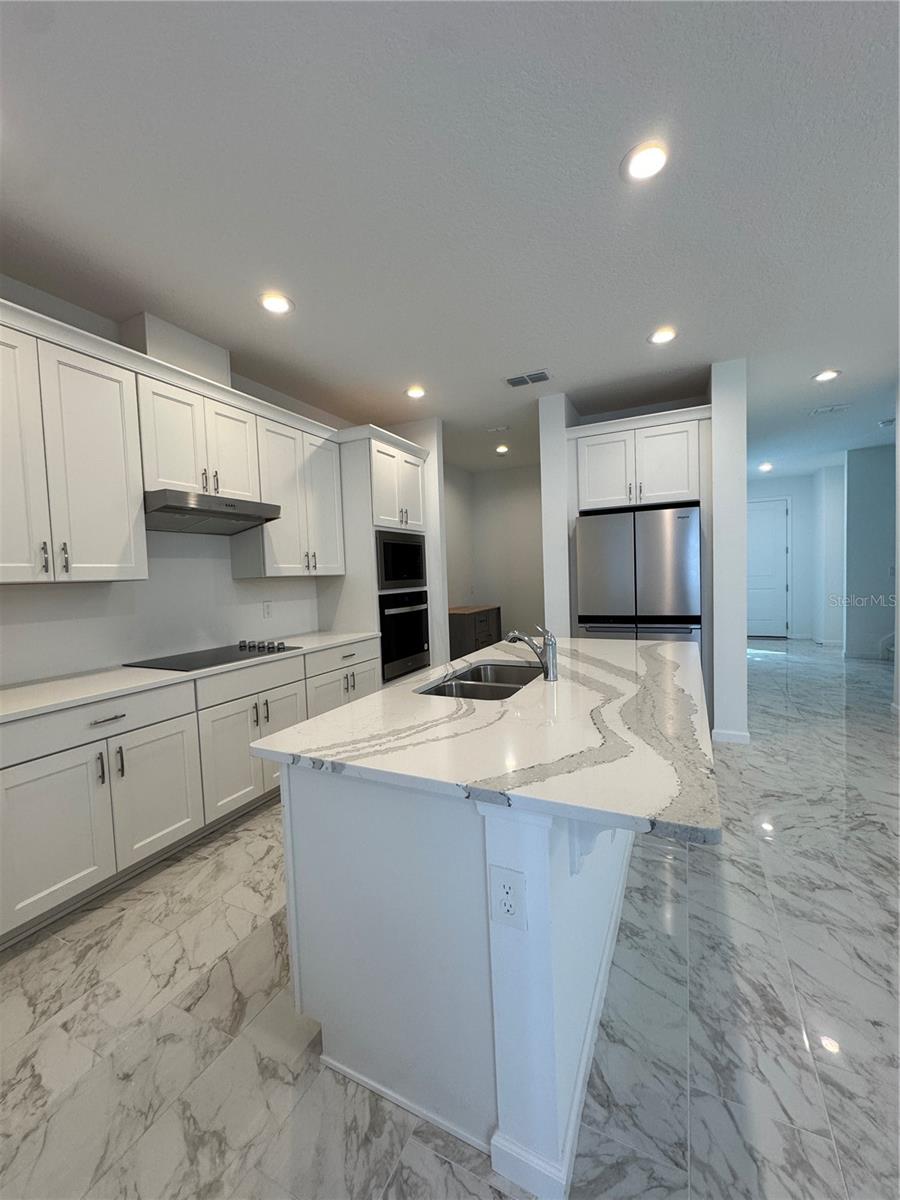 Image 14 of 42 For 13139 Tollcross Way