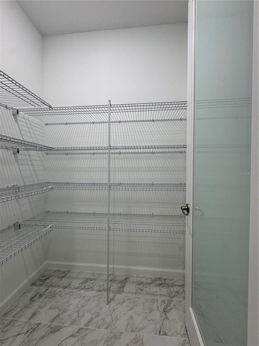 Image 19 of 42 For 13139 Tollcross Way