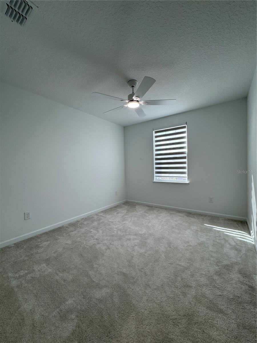 Image 28 of 42 For 13139 Tollcross Way