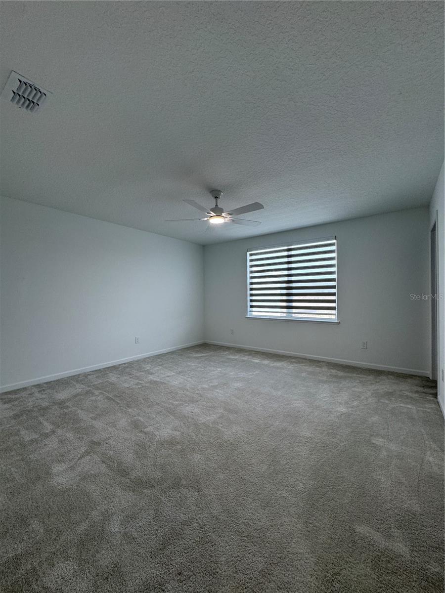 Image 30 of 42 For 13139 Tollcross Way